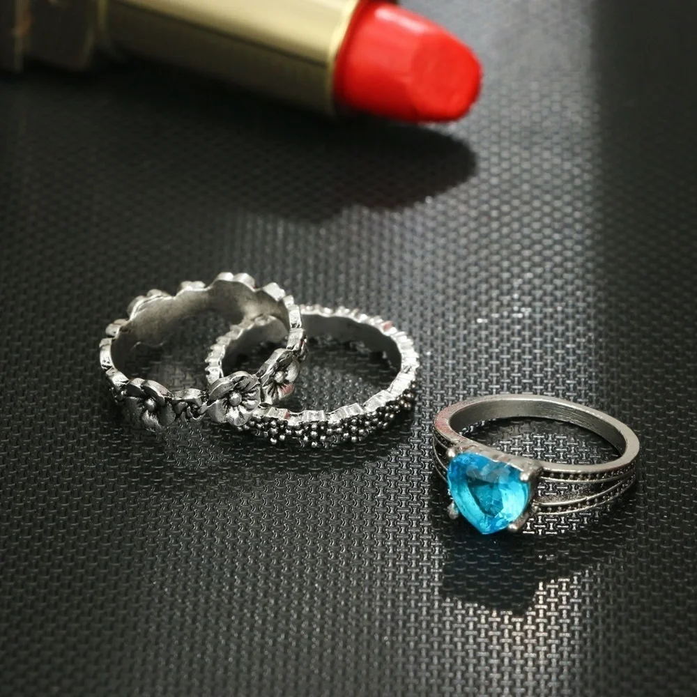 *MATTIE* 5-Pc Silver x Blue Gem Fashion Ring Set
